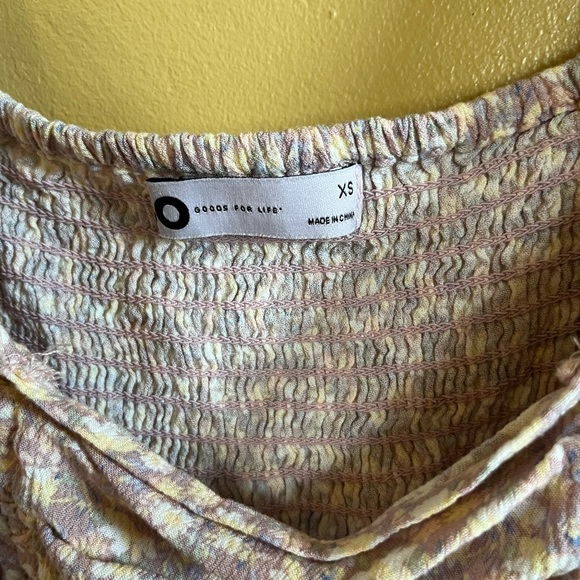 SO Off Shoulder Floral Top - Picture 4 of 5